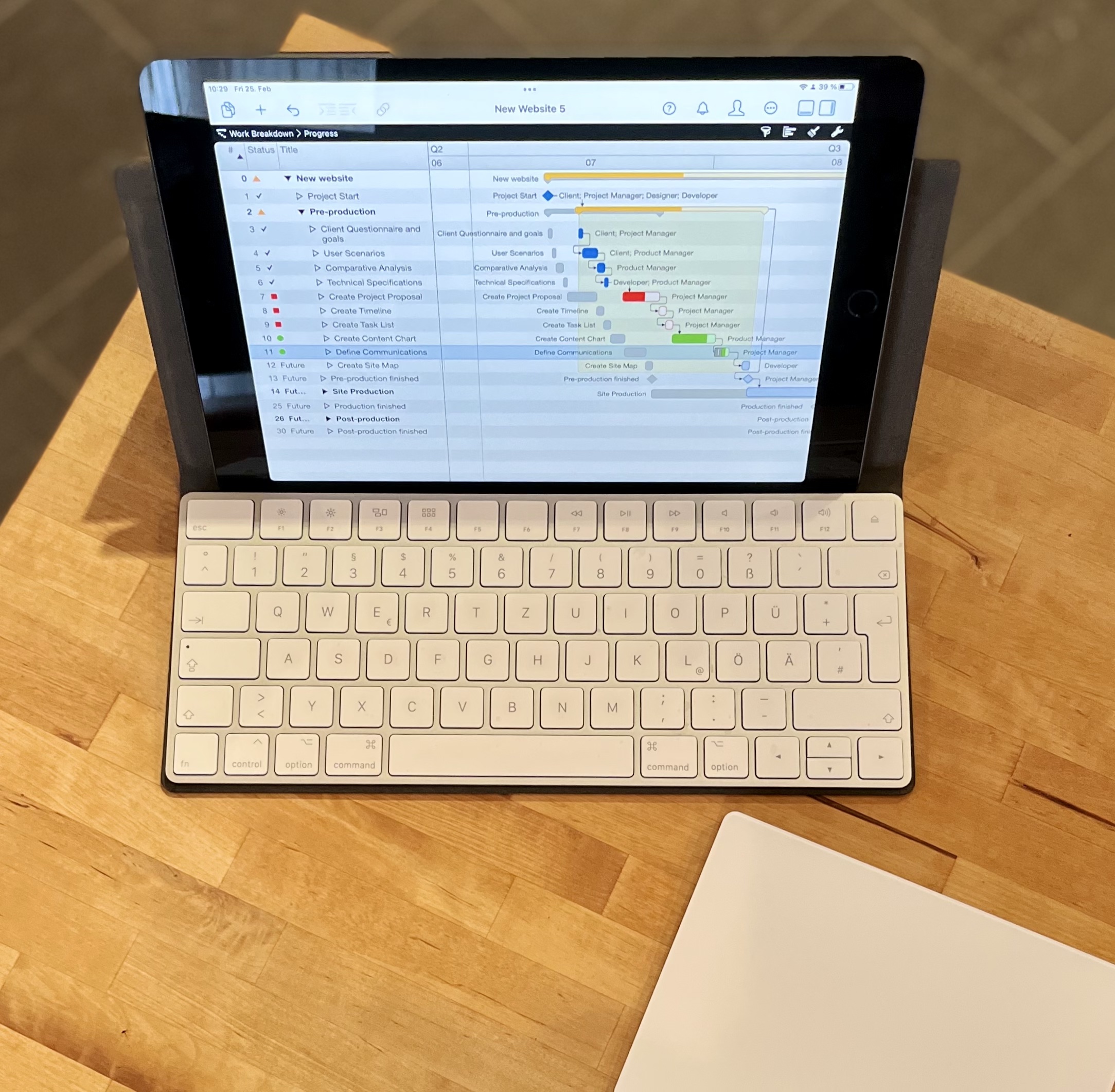 iPad mit Tastatur und Trackpad iPad mit Tastatur und Trackpad