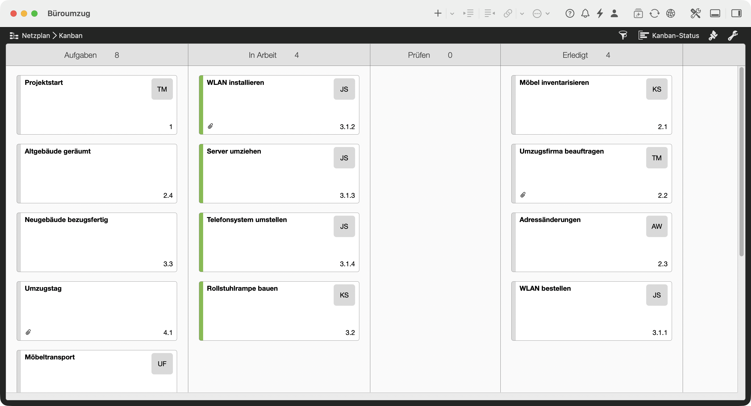 Kanban-Board des Büroumzugs mit den Spalten Aufgaben, In Arbeit, Prüfen und Erledigt Kanban-Board des Büroumzugs mit den Spalten Aufgaben, In Arbeit, Prüfen und Erledigt